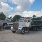 Taller de hojalateria, pintura y soldadura en general a camiones pesados "El Secre". - Taller de reparación de automóviles en Xpujil, Campeche, México